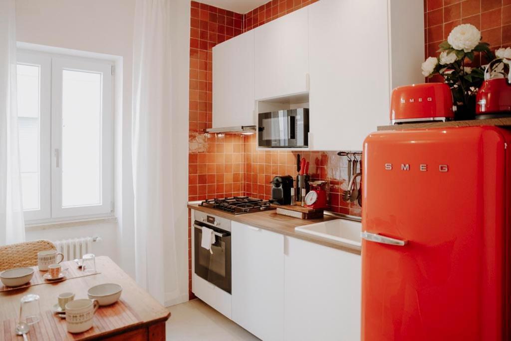Petrarca17 Guest House A Due Passi Dal Mare Терачина Екстериор снимка