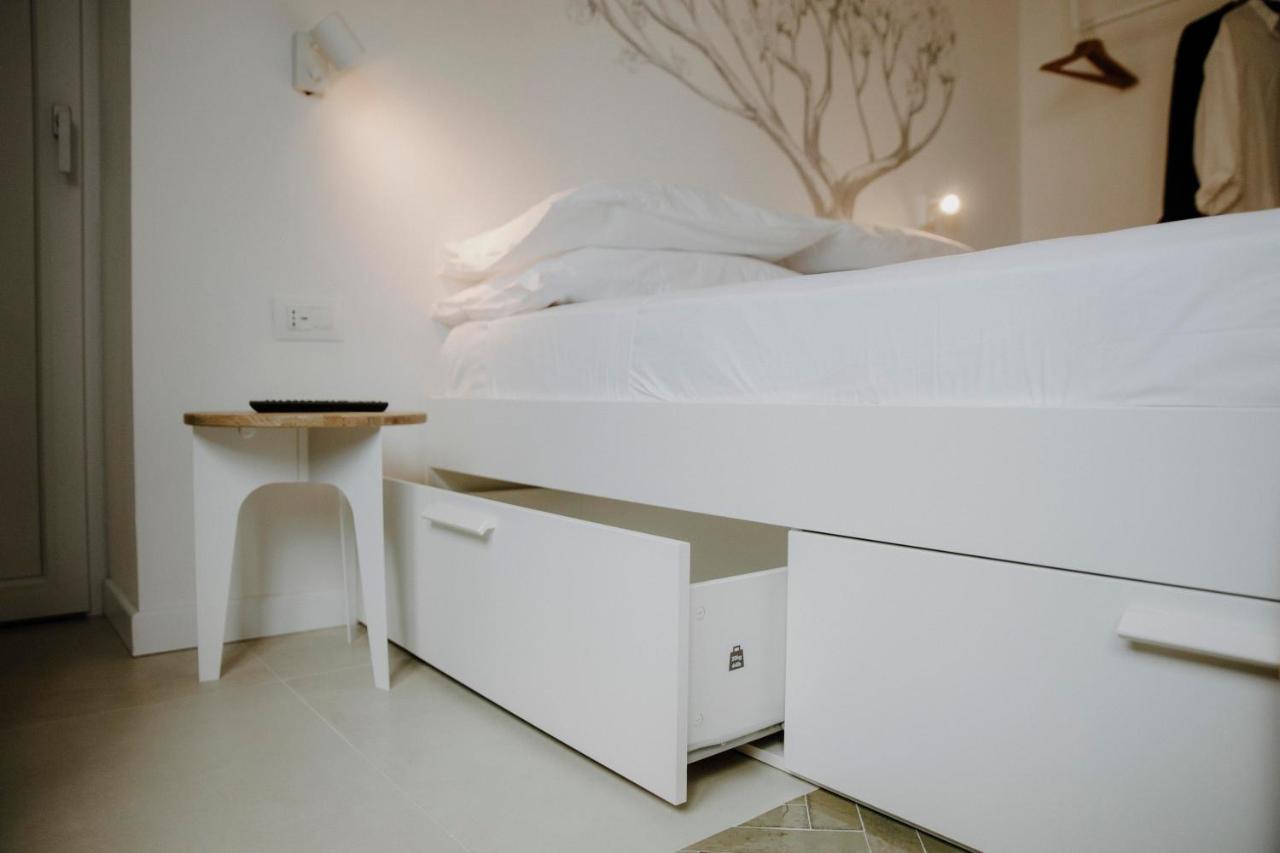 Petrarca17 Guest House A Due Passi Dal Mare Терачина Екстериор снимка